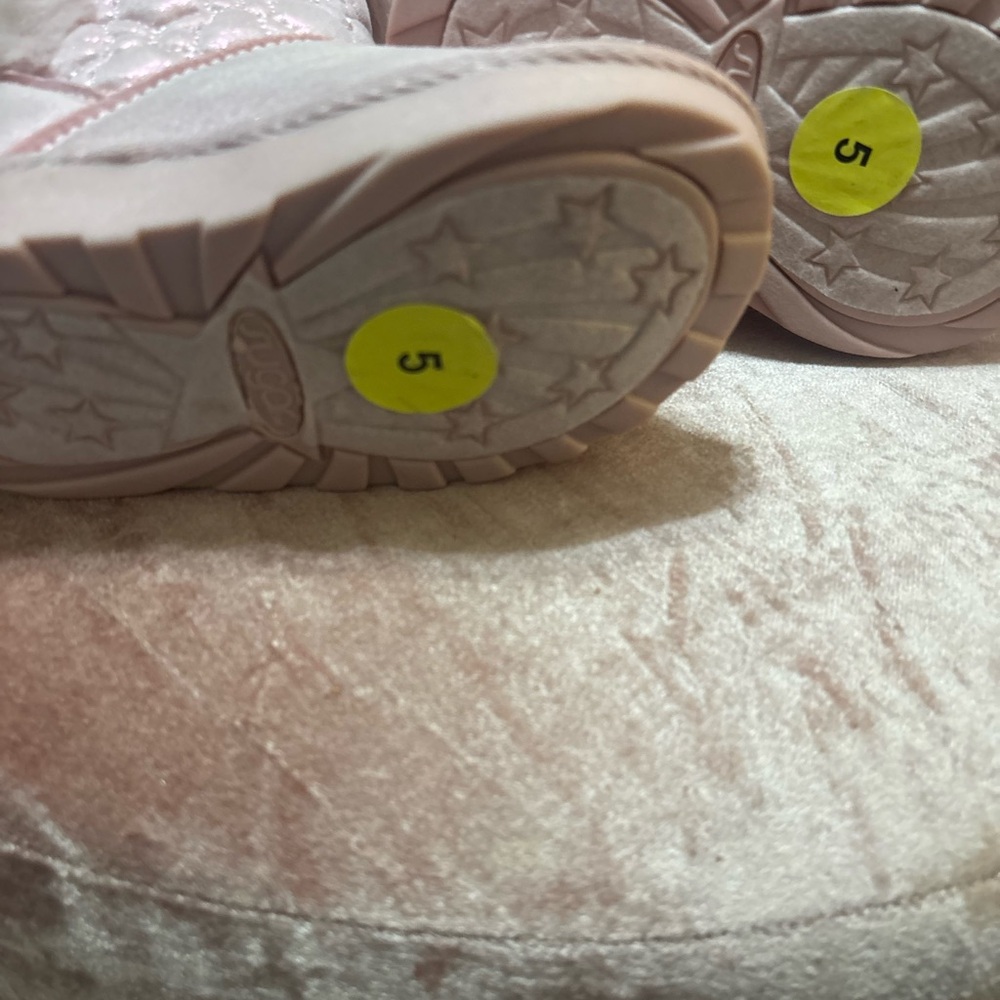 Cozy Pink Baby Girl Boots - Picture 5 of 5